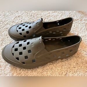 Men's Vans Slip-On TRK shoes